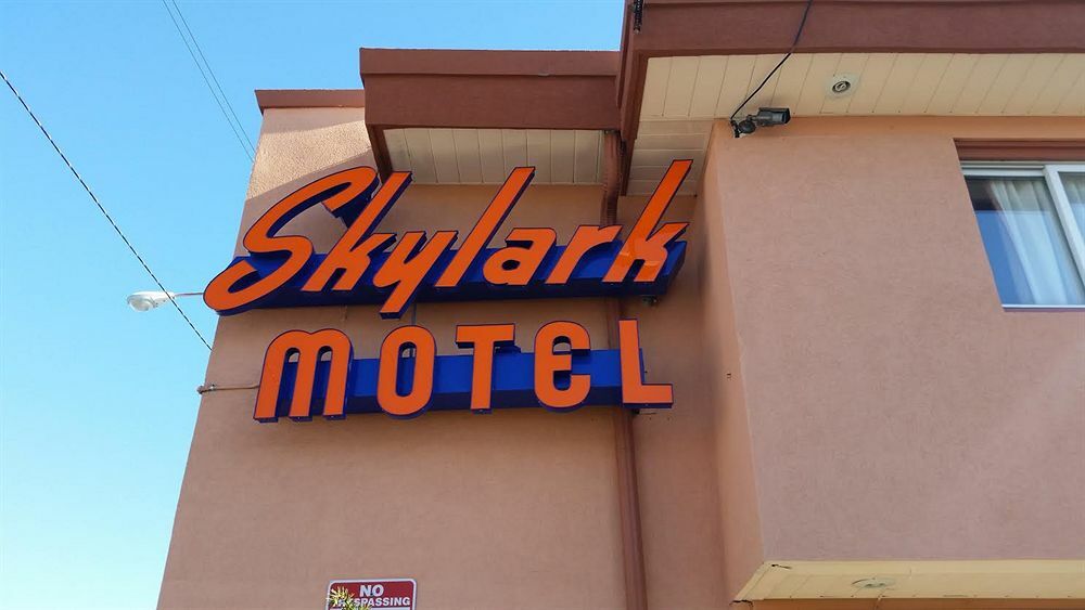 Skylark Motel Chicago Exterior photo